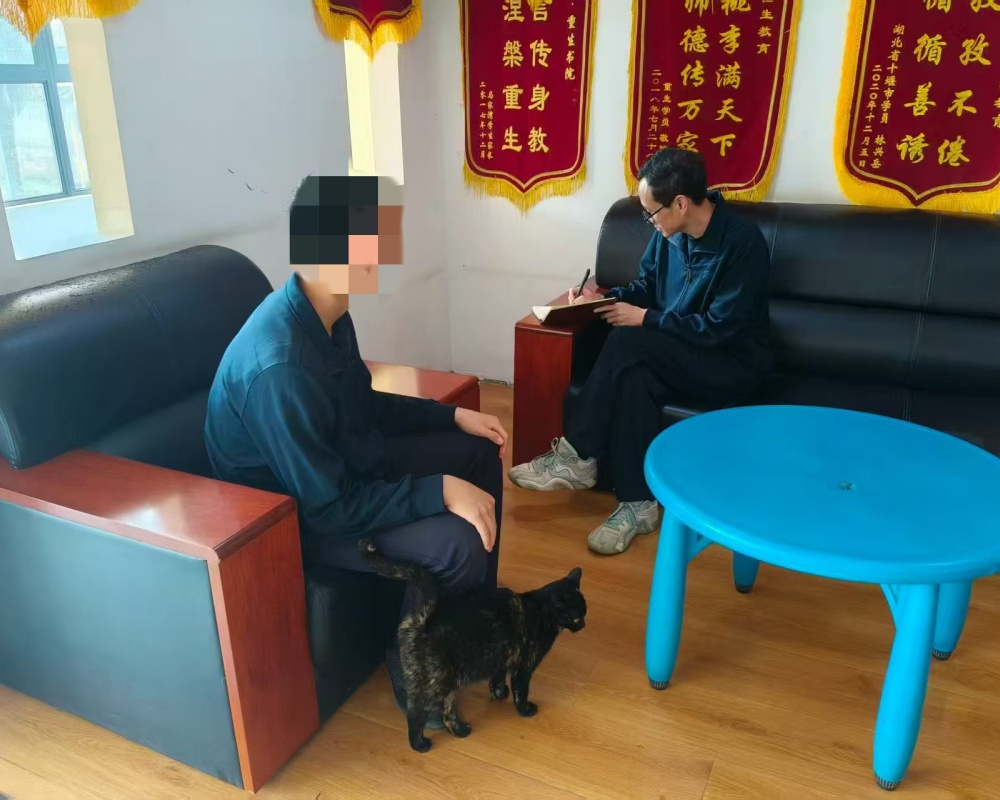 2d2c1fd94f34403b5aa547f647c994f9_副本.jpg